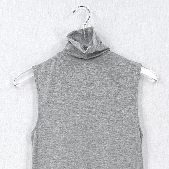 ENZA COSTA Lurex Jersey Sleeveless Turtleneck Top Womens Medium Light Gray NEW - Picture 4 of 13